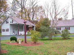 3310 Oma Lee Dr, Sevierville, TN 37876