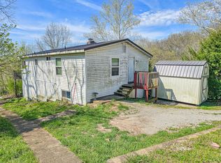 21228 River View Rd, Warsaw, MO 65355