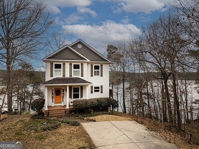 1st image of 265 Shoreline Dr