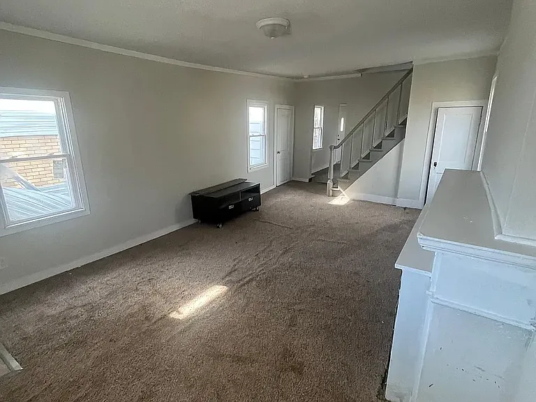2825 SW Jefferson Ave — Photo 7