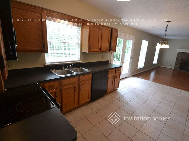 495 Meadowfield Ct — Photo 5