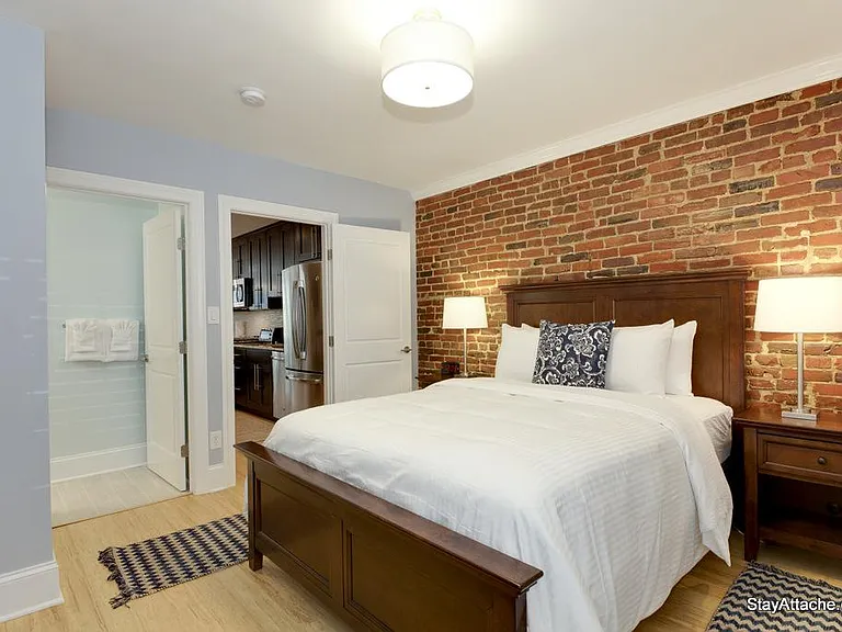 314 A St NE #1 — Photo 8