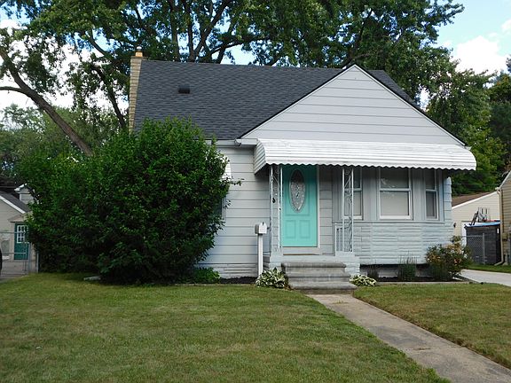 2nd image of 702 N Gainsborough Ave