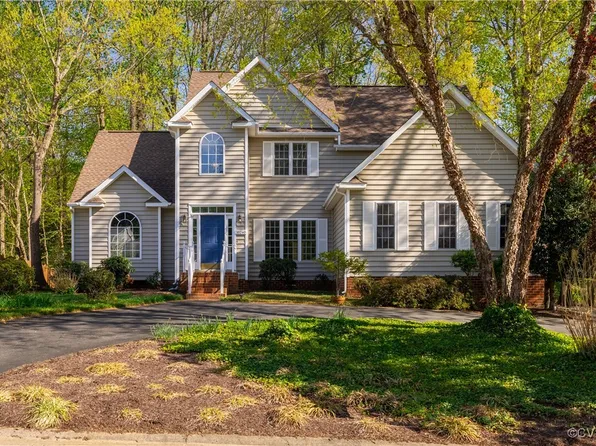 10240 Grand Hickory Dr, Mechanicsville, VA 23116