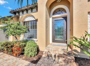 8790 Tropical Ct, Fort Myers, FL 33908