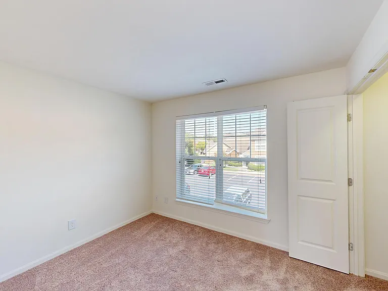 Gayton Pointe Townhomes — Photo 39