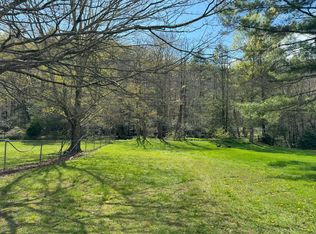 5744 Midland Trl W, Charmco, WV 25958