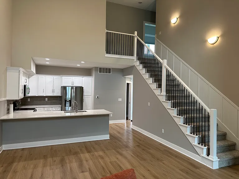 2011 Ammann Dr — Photo 3