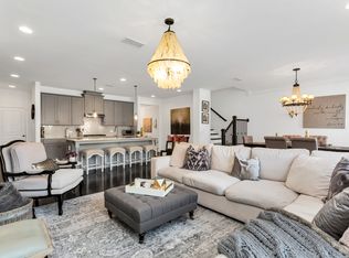 9844 Cameron Parc Cir, Johns Creek, GA 30022