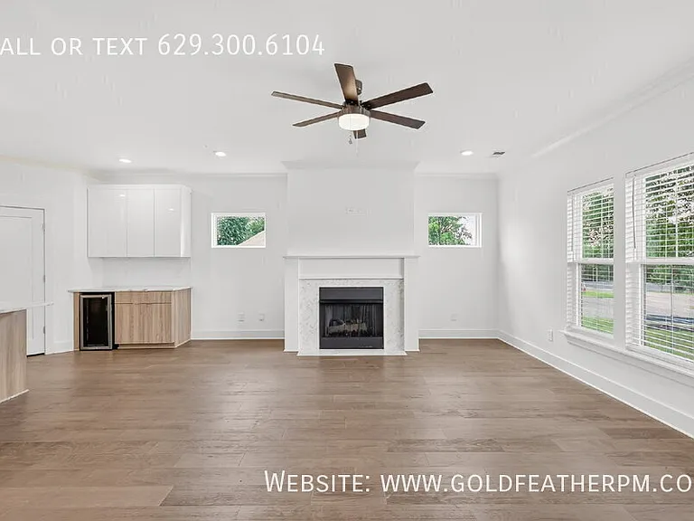 253A Riverside Dr — Photo 10