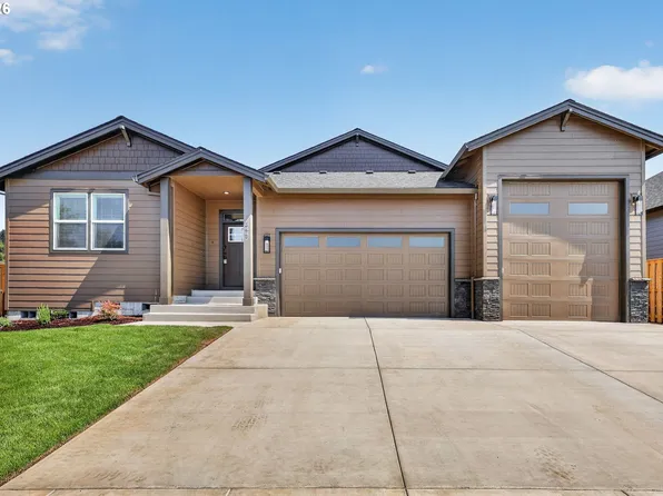 3447 NE Justus Ave #77, Estacada, OR 97023