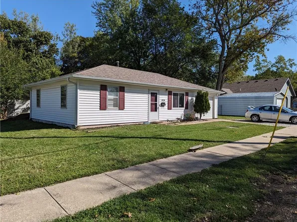 404 W Polk St, Harrisonville, MO 64701