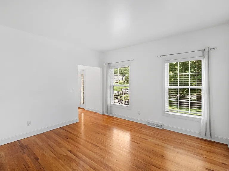 2 Oakline Ct — Photo 25