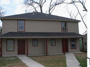 4910 Higgins St APT B, Houston, TX 77033