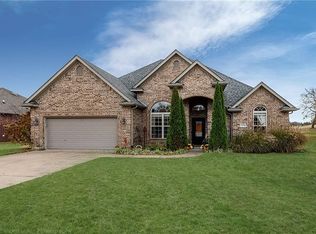 11778 Club House Pkwy, Farmington, AR 72730