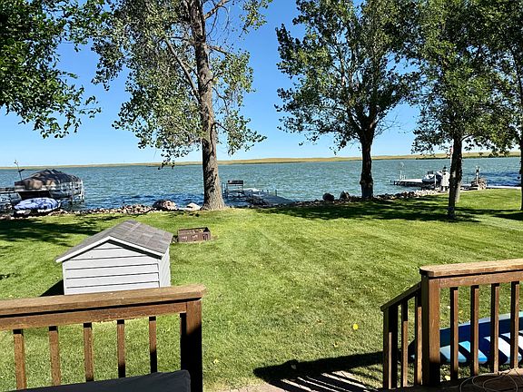2nd image of 4301 S Lakeshore Dr
