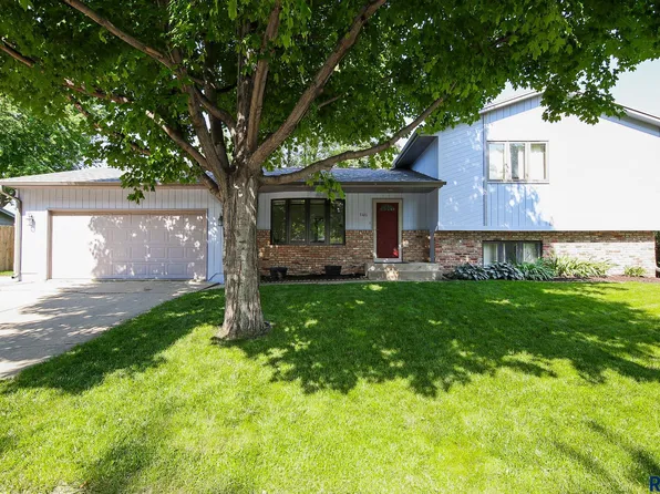 3101 S Valley View Rd, Sioux Falls, SD 57106