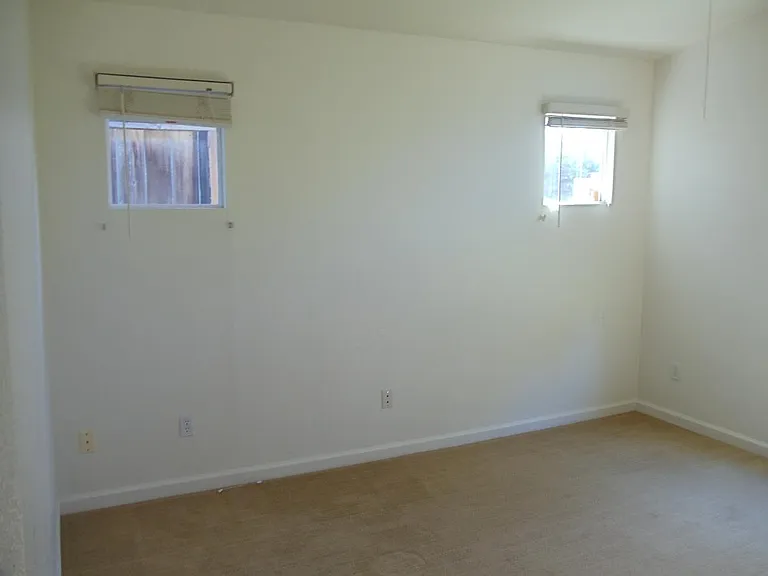 131 Legacy St — Photo 15