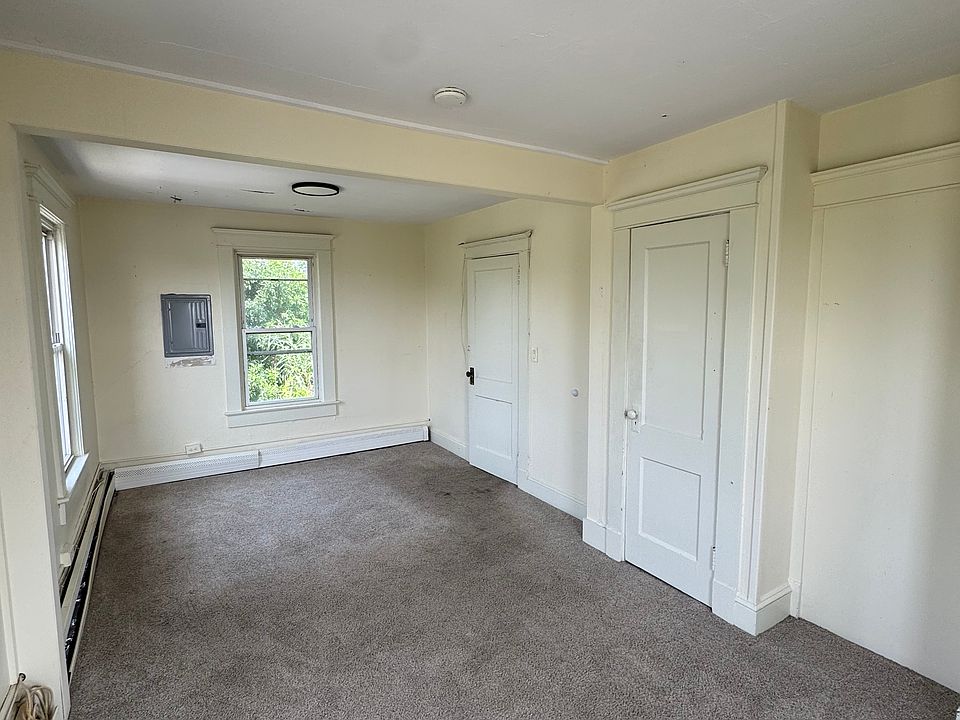 1st image of 25 Auburn Ave #0