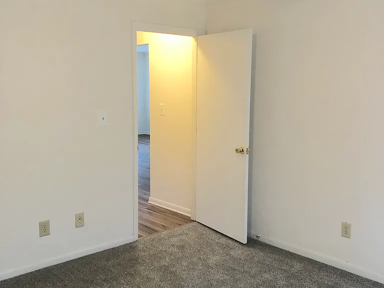1826F N Elm St #F — Photo 20