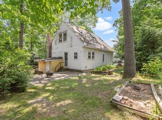 3 Edgewood Ter, North Reading, MA 01864