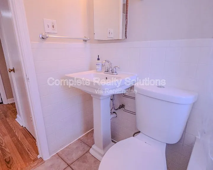 10200 Tappan Dr — Photo 18