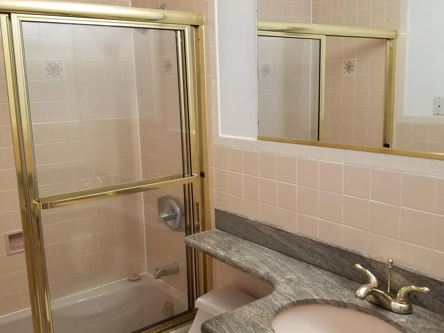 3 bed, 1850 sqft, $6,500 — Photo 3