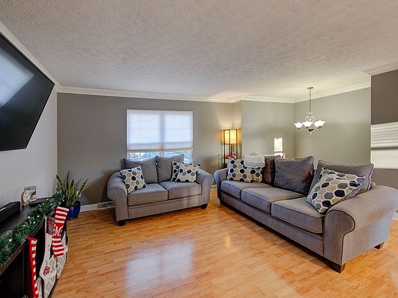 3rd image of 8455 Village Dr