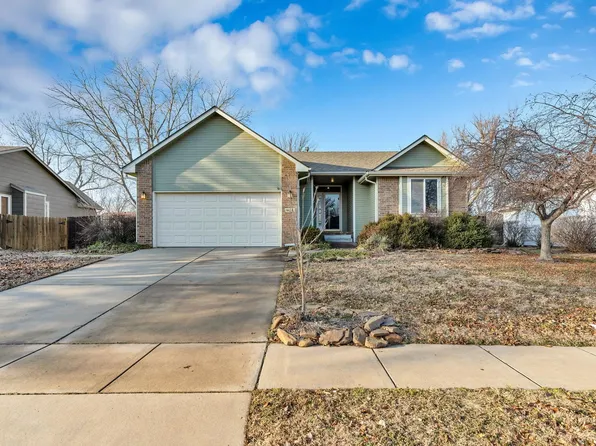 1630 E Windwood Cir, Derby, KS 67037