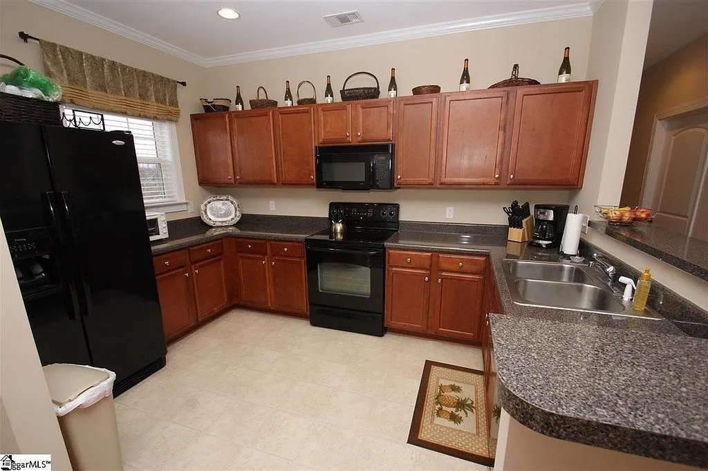 3 bed, 1475 sqft, $1,700 — Photo 4