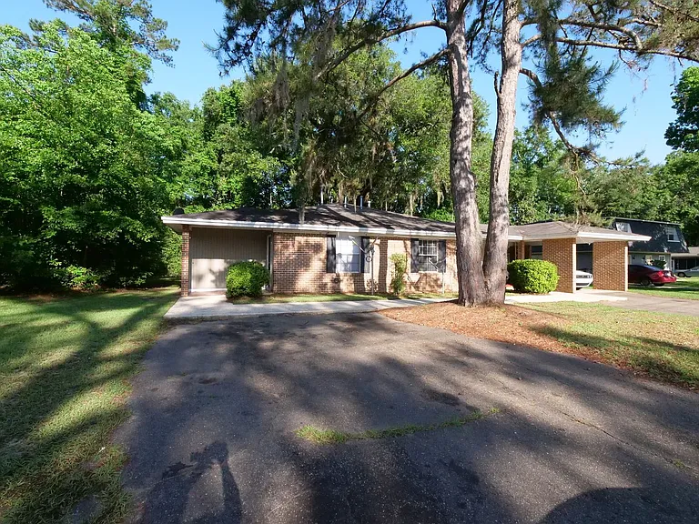 2434 Atlas Rd — Photo 1