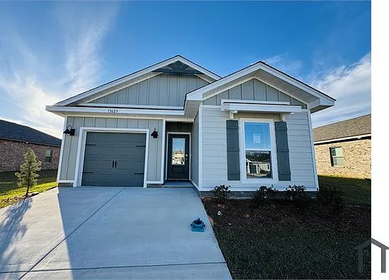 13623 Logan Pl