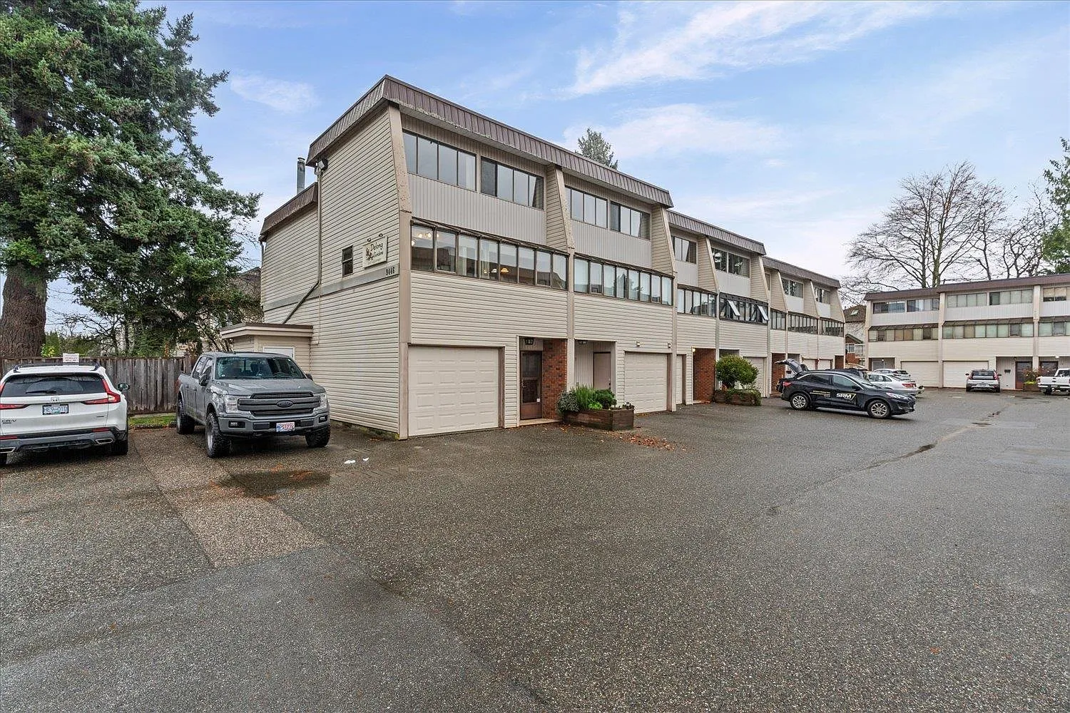 9446 Hazel St #1 photo 1