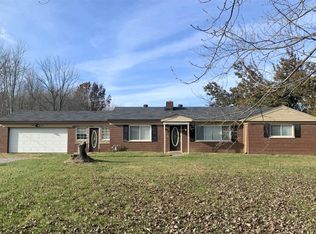 37 Amelia Olive Branch Rd, Amelia, OH 45102