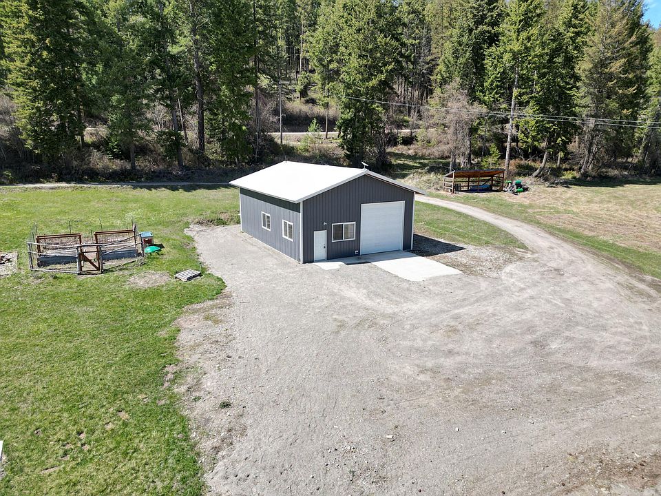 1st image of 2550B Burgess Rd