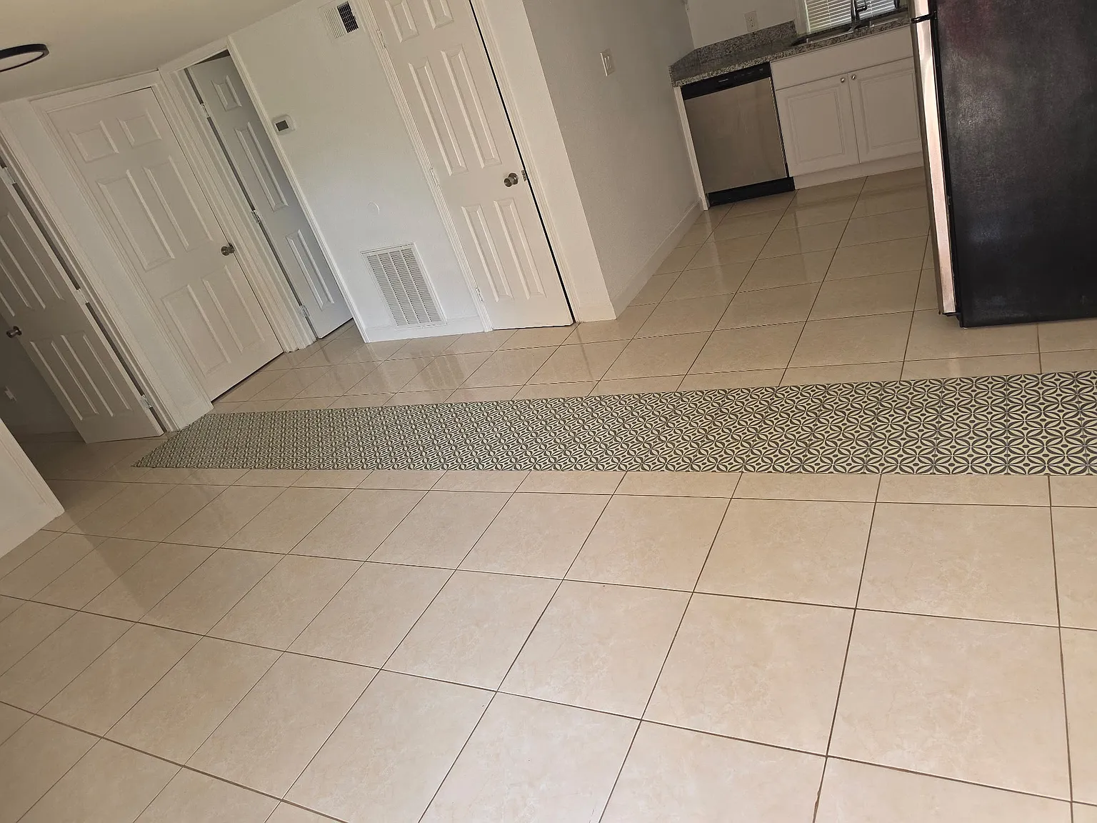 Avenue M 2206 - C — Photo 4