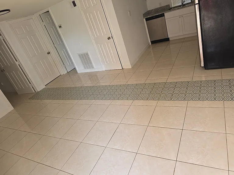 2206 Avenue M #C — Photo 4