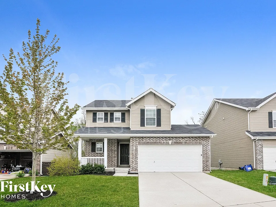 824 Cadbury Dr