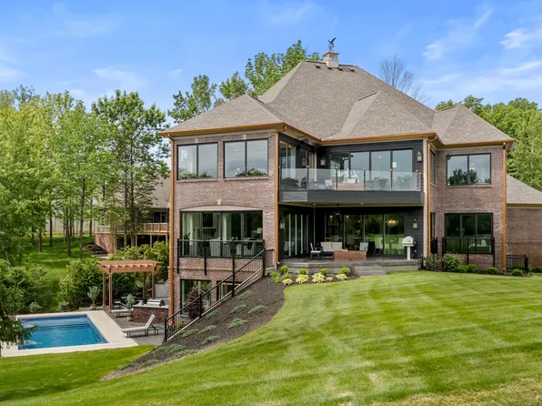 11683 Cold Creek Ct, Zionsville, IN 46077