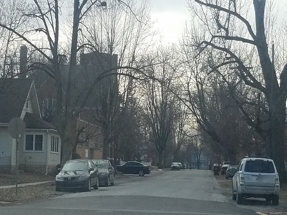 4th image of 504 N Wayne St