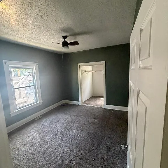 917 Kirkwood Ave — Photo 3