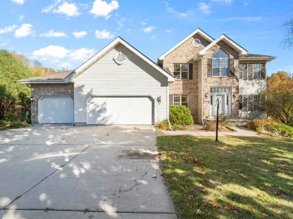 26 Siskiwit Cir, Madison, WI 53719
