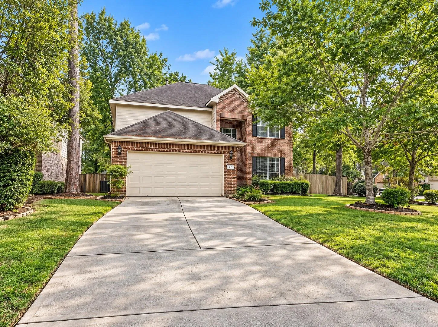 4 bed, 2.5 bath, 2749 sqft, $2,650 — Photo 3