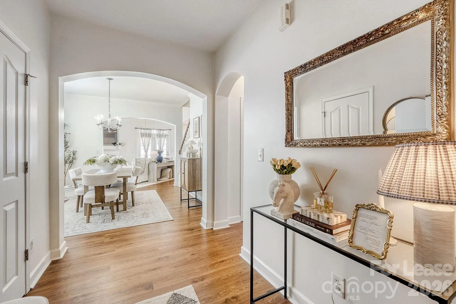 3 bed, 2.5 bath, $3,000 — Photo 4