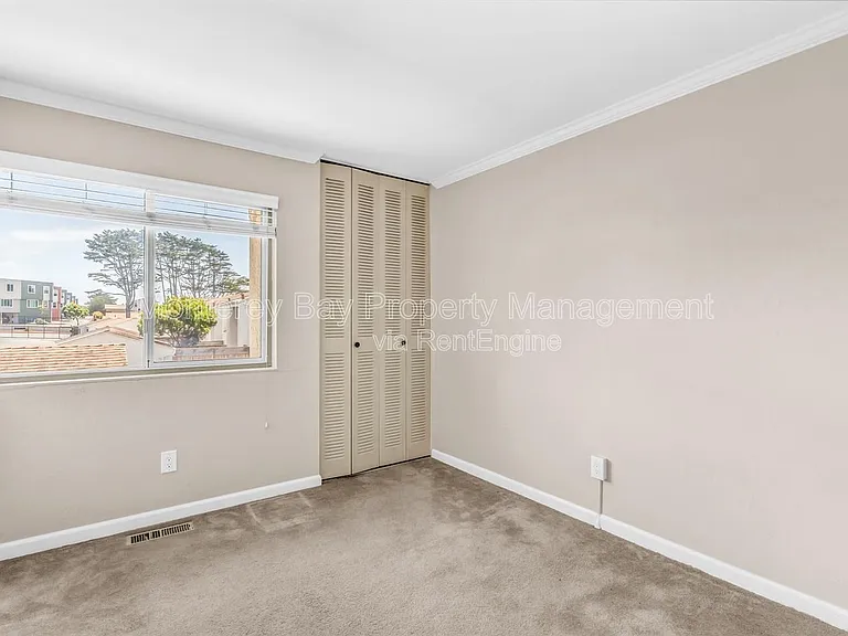 3137 Seacrest Ave #12 — Photo 17