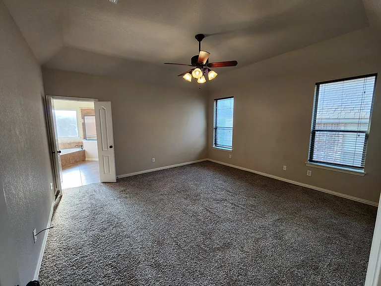 105 Winged Foot Dr — Photo 8