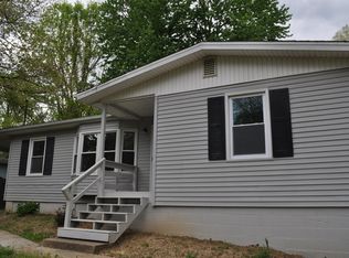 6904 Rutledge Rd, Louisville, KY 40258