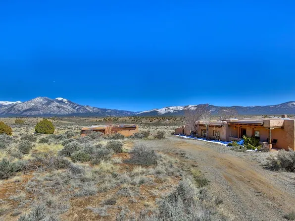 20 Windsong Rd, El Prado, NM 87529