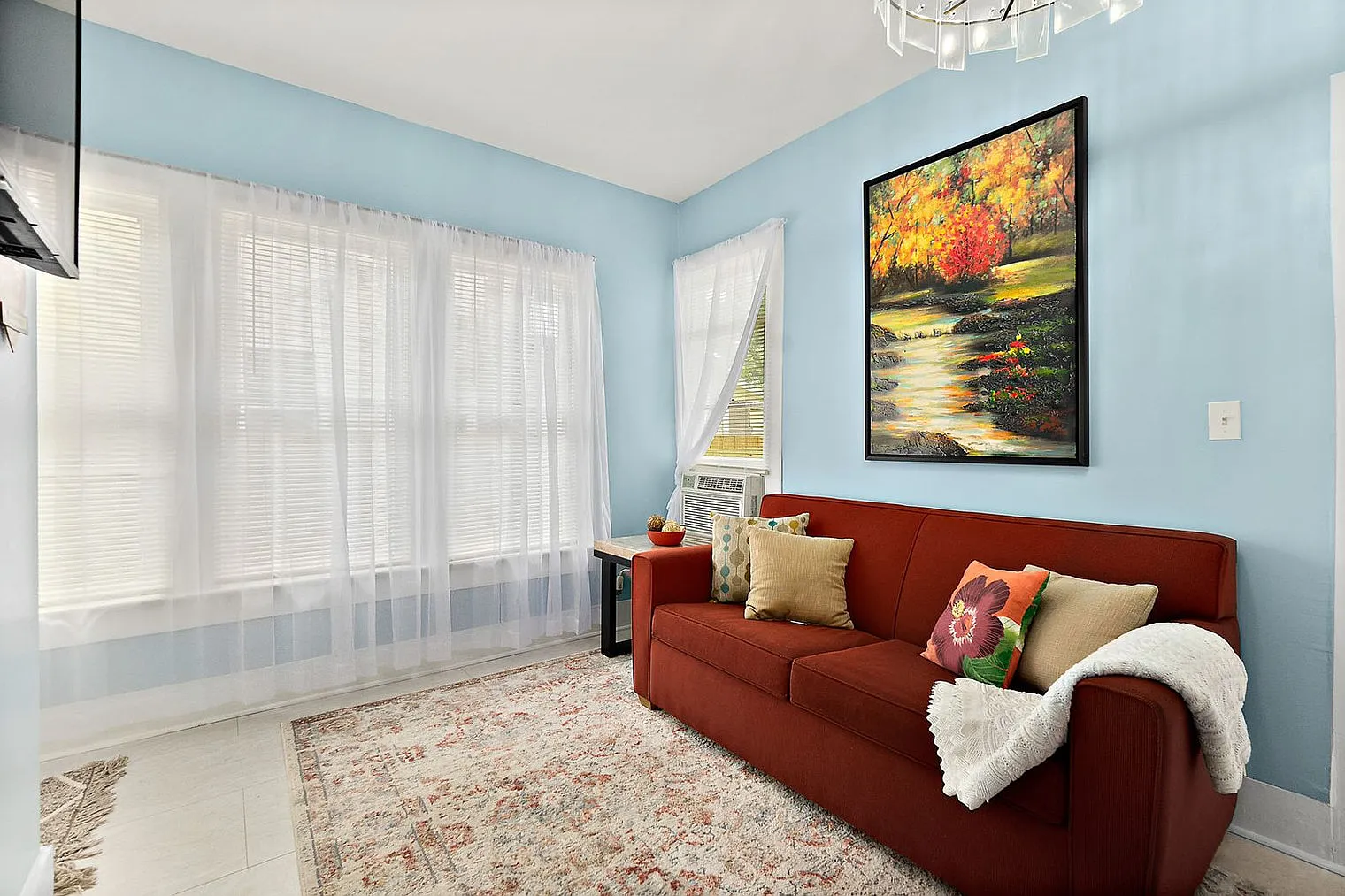 1 bed, 1.0 bath, 419 sqft, $2,130 — Photo 2