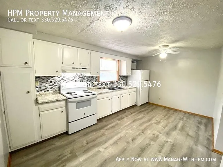 5780 Portage St NW — Photo 10